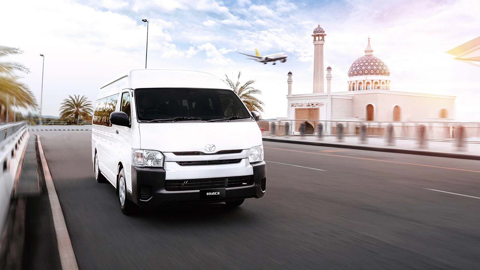 TOYOTA NBT BRUNEI HIACE GRID GALLERY IMAGE 5