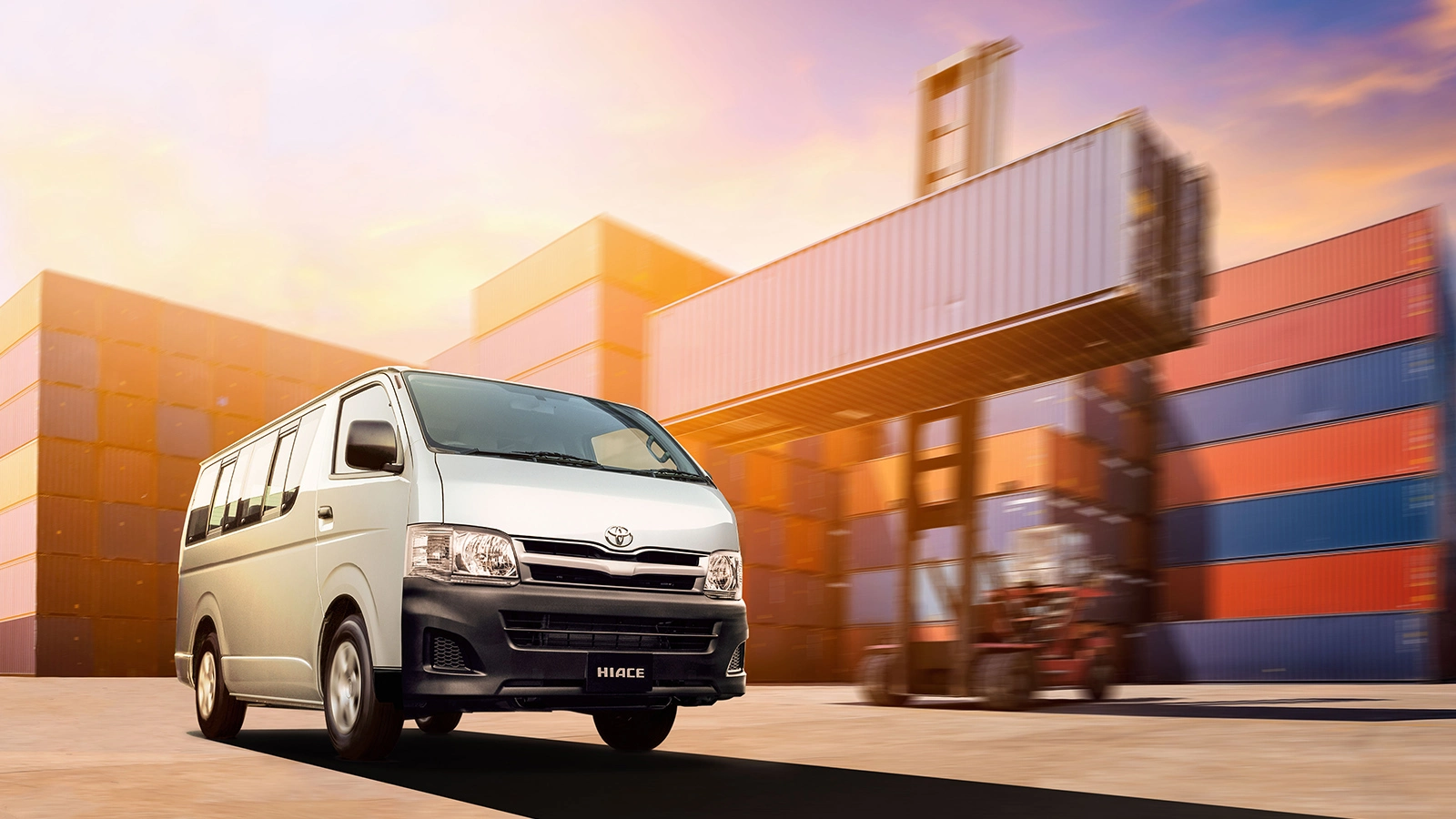 TOYOTA NBT BRUNEI HIACE GRID GALLERY IMAGE 4